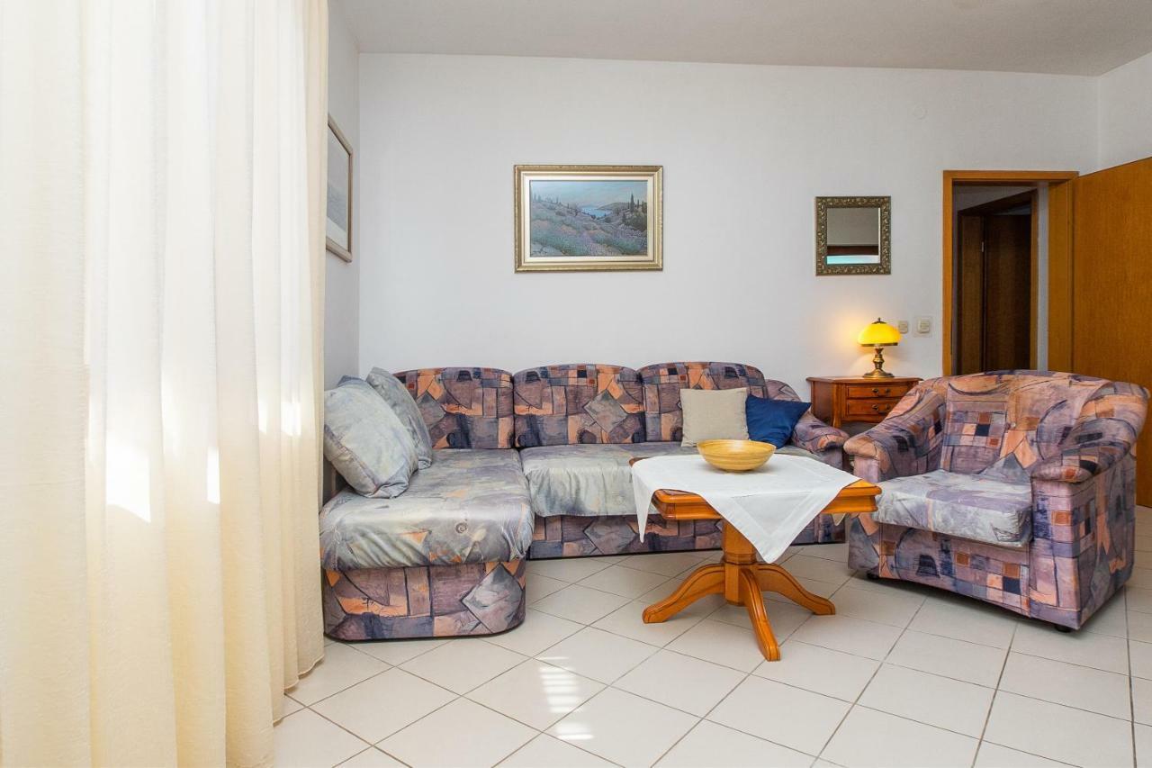 Apartment Olivera Trogir Exterior foto