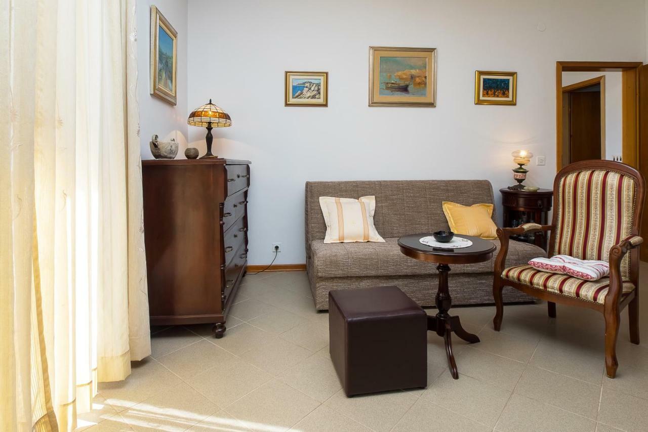 Apartment Olivera Trogir Exterior foto