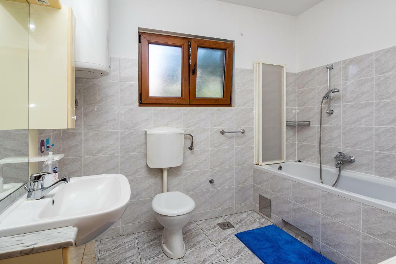 Apartment Olivera Trogir Exterior foto