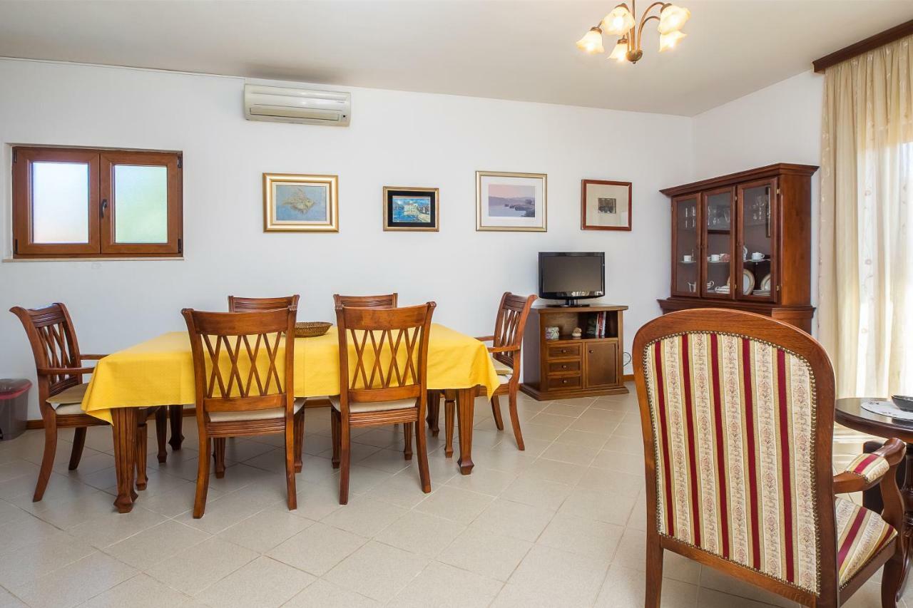 Apartment Olivera Trogir Exterior foto
